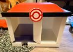 Card stand pokemon., Livres, Partis & Groupements, Enlèvement ou Envoi