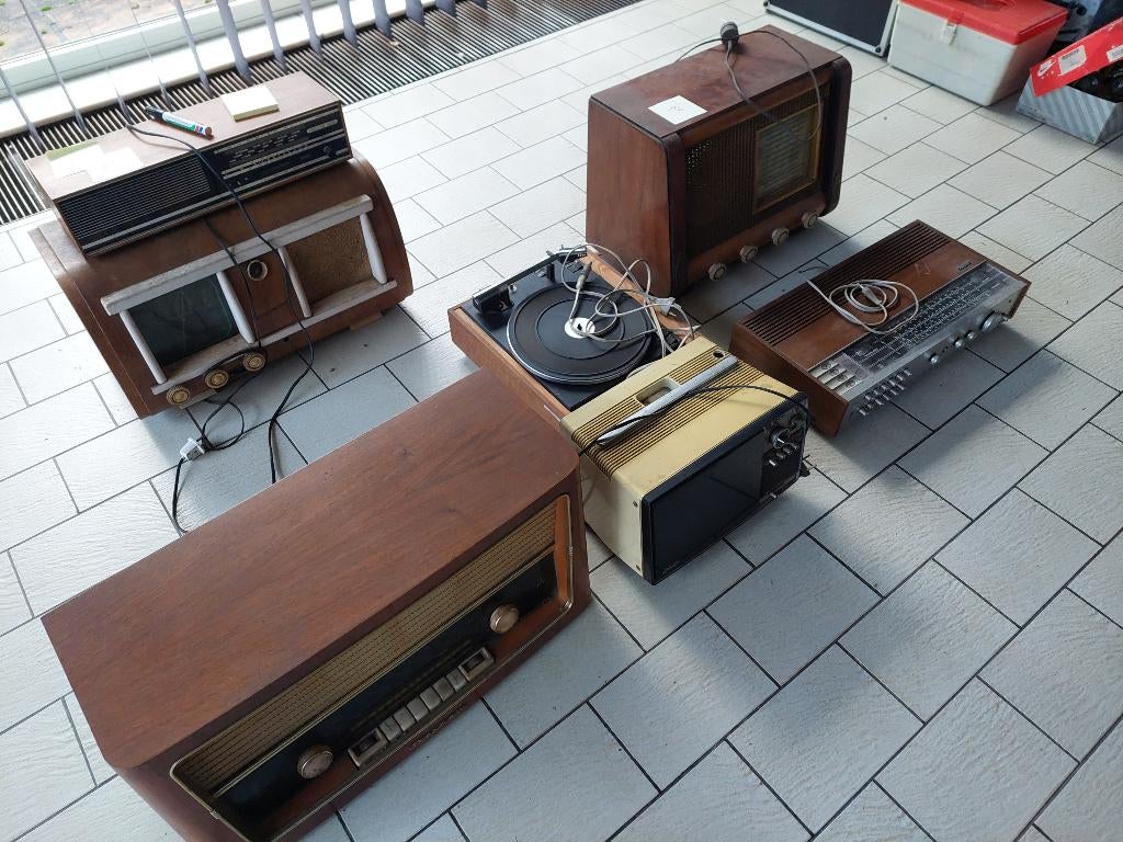 Oude radio, Ophalen, Radio