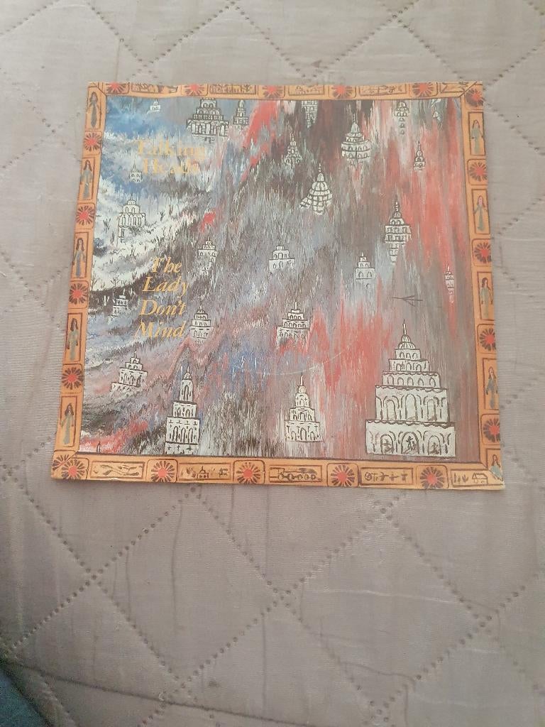 S - Talking Heads – The Lady Don't Mind - 1985, Enlèvement ou Envoi, Single, Comme neuf, Pop