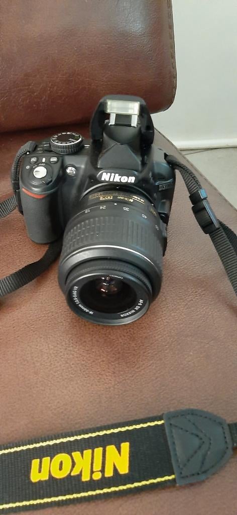 Reflex numérique Nikon D3100 avec AF-S Nikkor 18-55 mm f/3.5, TV, Hi-fi & Vidéo, Appareils photo numériques, Enlèvement ou Envoi