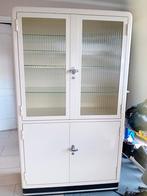 Vintage medicijnenkast baisch, Ophalen, Glas
