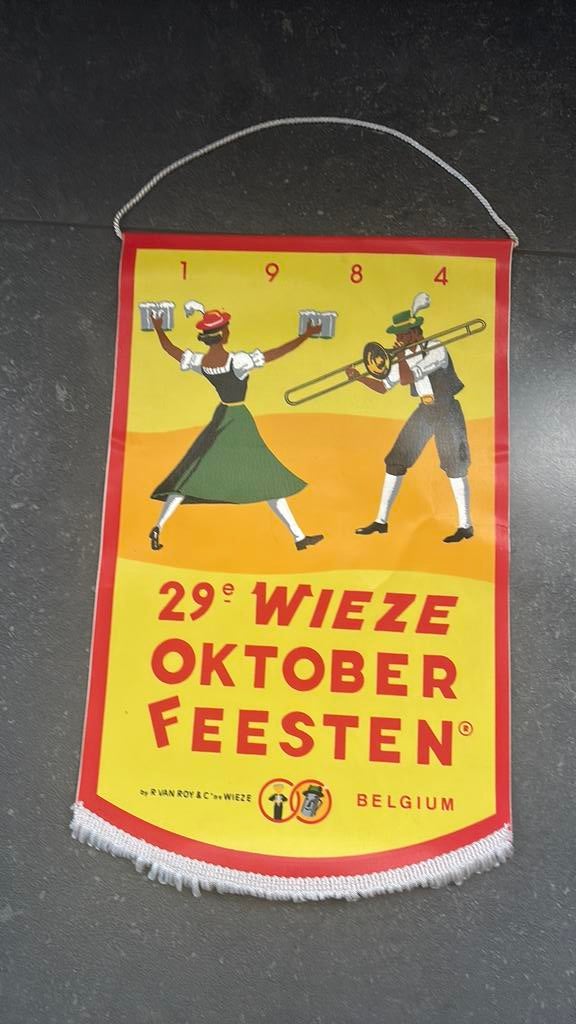 Vlagje 29e Wieze Oktoberfeesten, Ophalen, Zo goed als nieuw