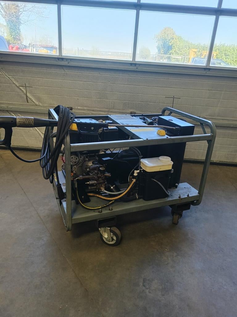 Kärcher HDS1000 de  stoomcleaner, Ophalen