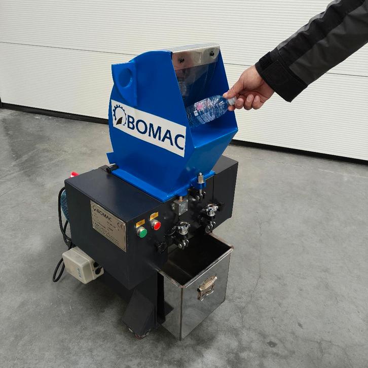 Mini shredder voor kunststof, kabel & recycling, Articles professionnels, Machines & Construction | Autre, Enlèvement ou Envoi