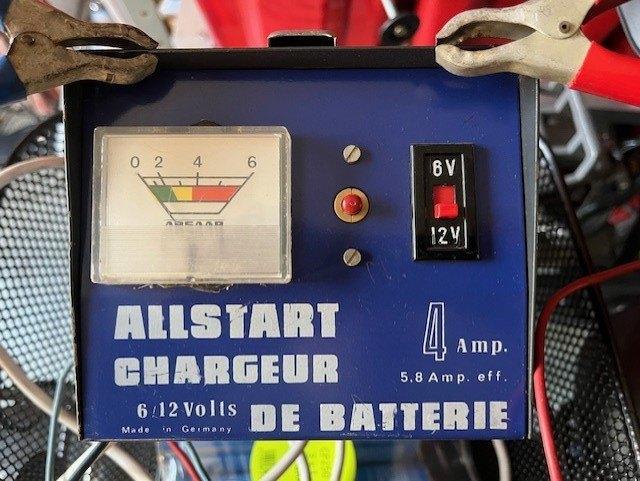 klassieke acculader, 6 en 12V, Auto-onderdelen, Accu's en Toebehoren, Ophalen, Gebruikt