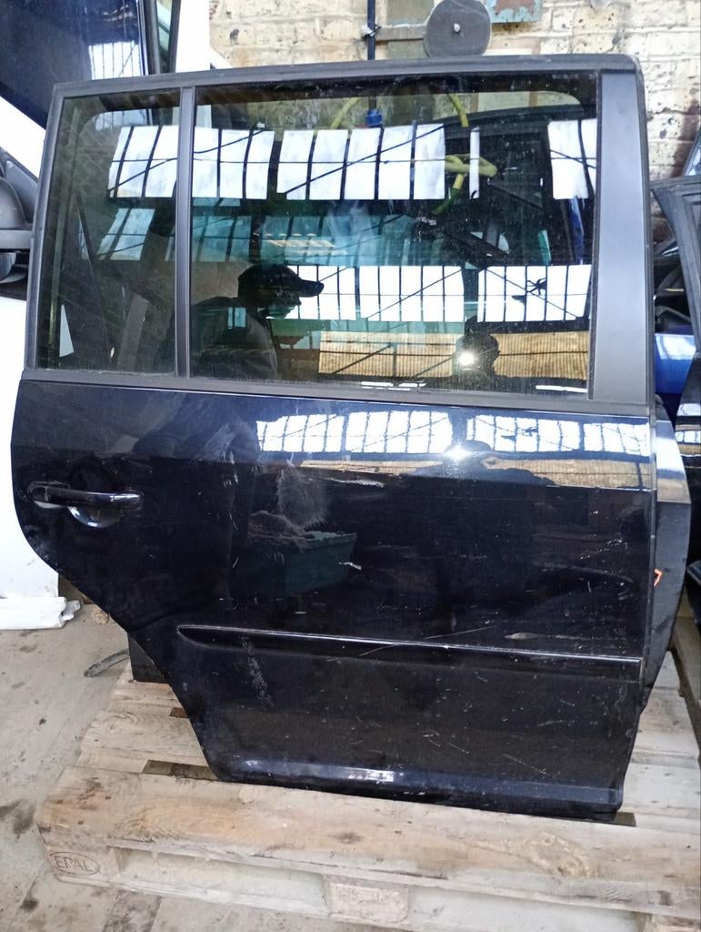 Porte touran 2005, Autos : Pièces & Accessoires, Enlèvement, Porte