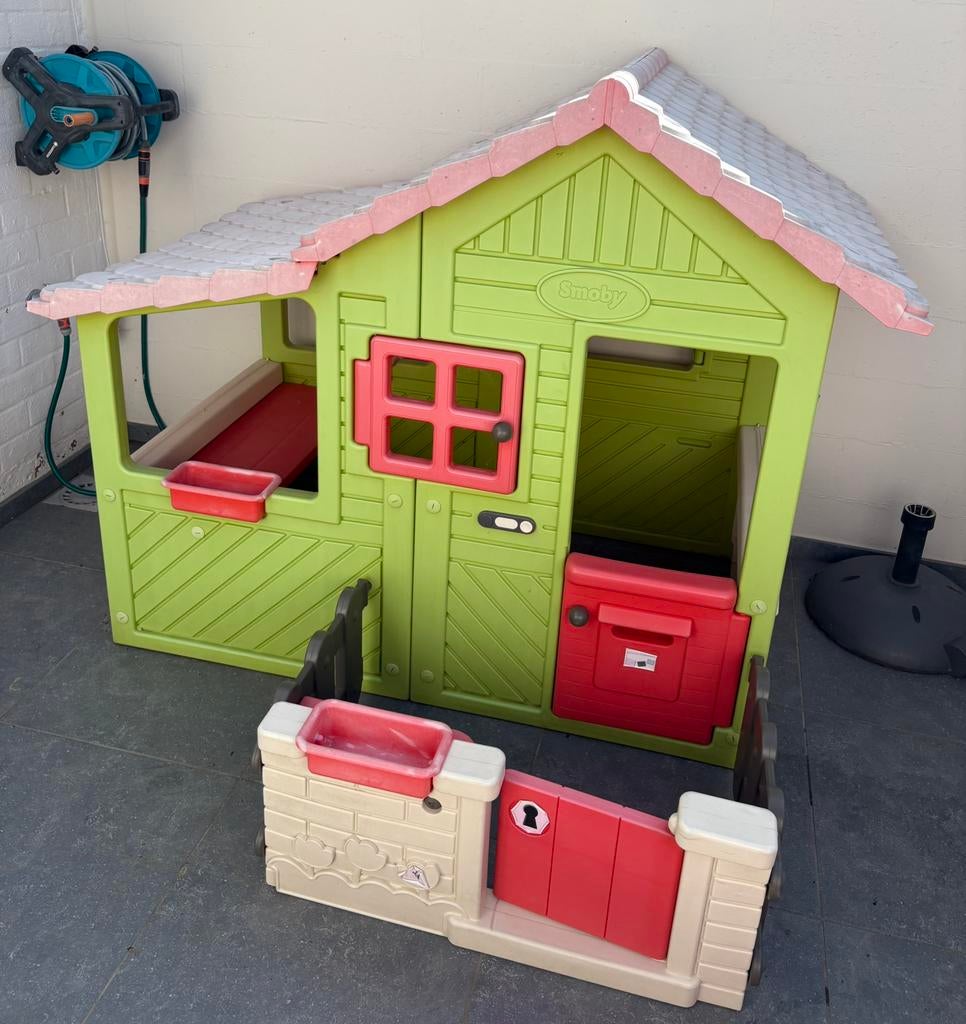 Abri de jardin Smoby avec clôture et bacs à fleurs, Enlèvement, Utilisé, Synthétique