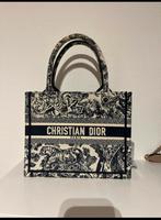 Dior tote bag small, Bijoux, Sacs & Beauté, Sacs | Sacs Femme, Enlèvement ou Envoi, Neuf, Bleu, Sac de soirée