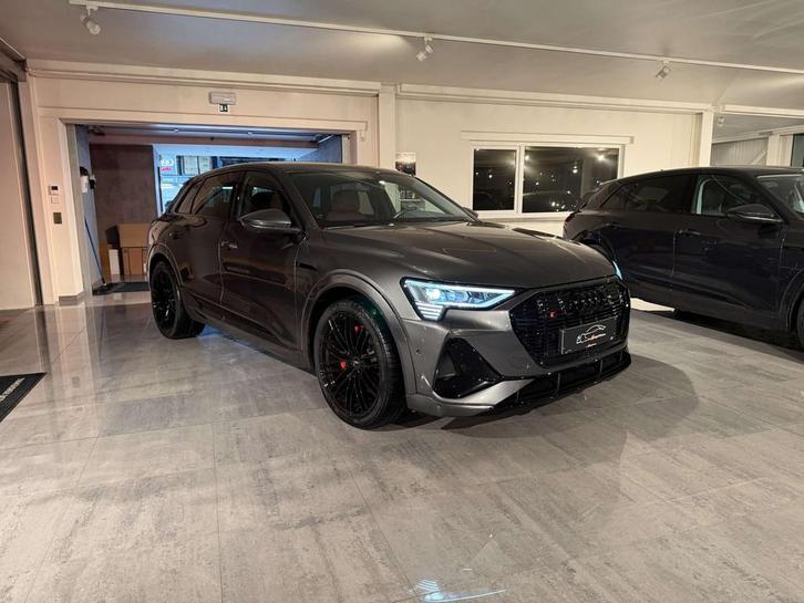 Audi Q8 e-tron 408PK QUATTRO * 360 CAM * SOFT CLOSE * MATRIX, Autos, Audi, Particulier, Achat, Q8 e-tron, Caméra 360°, ABS, Phares directionnels