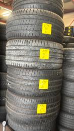4x 295/35r21 de marque Pirelli 5mm 65 mm par pneu, Autos : Pièces & Accessoires, Enlèvement