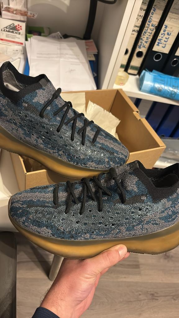 Yeezy Boost 380 Covellite (44), Enlèvement ou Envoi, Neuf