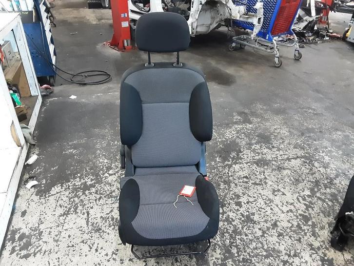 SIEGE AVANT DROIT ( PASSAGER ) Citroën Berlingo, Autos : Pièces & Accessoires, Habitacle & Garnissage, Citroën, Utilisé