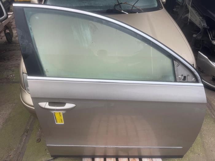 Portier 4Deurs rechts-voor van een Volkswagen Passat (LD1W), Gebruikt, -, -, Ophalen of Verzenden