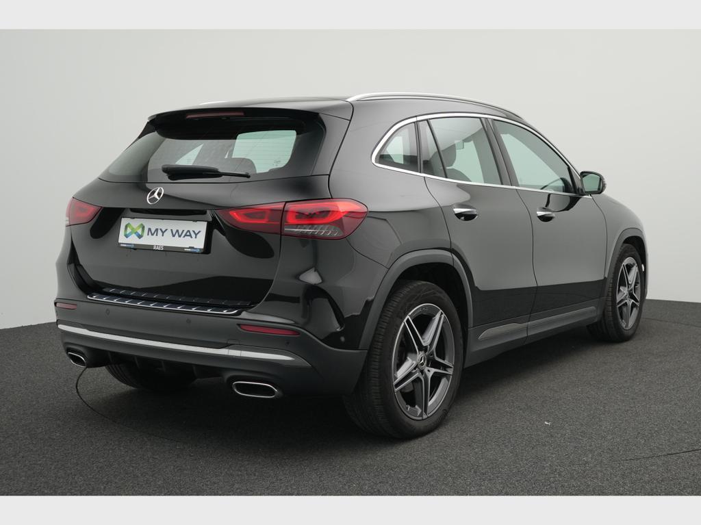 Mercedes-benz Classe GLA (H247) GLA 180, Auto's, Automaat, Airbags, Zwart, 130 g/km