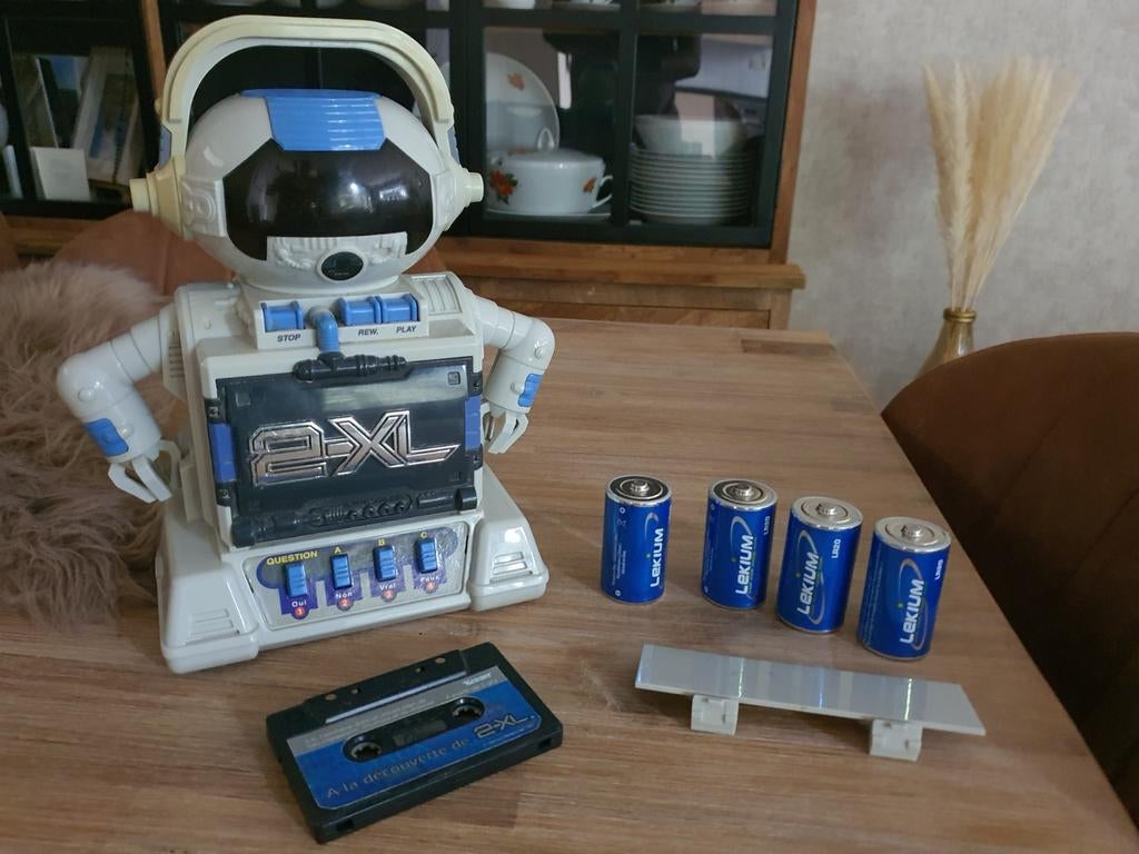 Kenner
2-XL robot, Ophalen