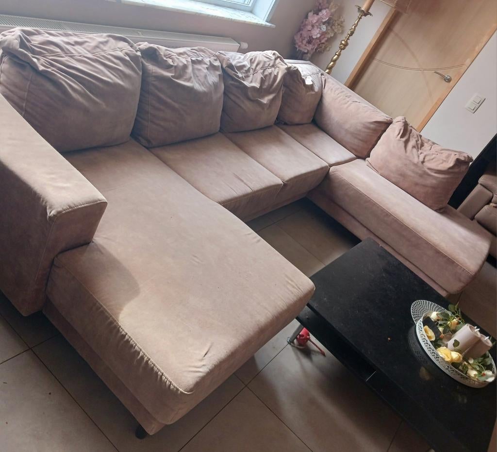 Hoeksalon, Ophalen, Stof