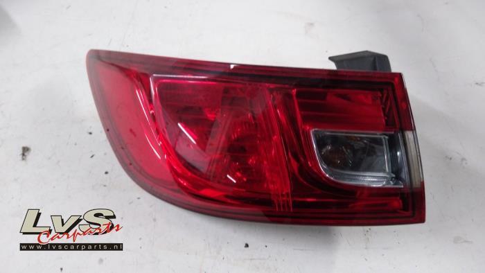 Achterlicht links van een Renault Clio, Gebruikt, -, Renault, -