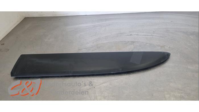 Bande décorative d'un Renault Trafic, Autos : Pièces & Accessoires, Renault, -, 3 mois de garantie, Utilisé