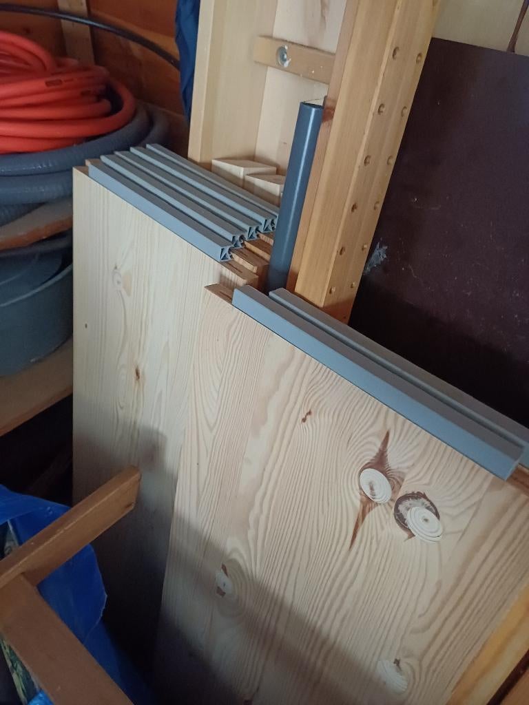 Ivar étagéres 83 sur 30 avec montants 179 sur 30, Maison & Meubles, Armoires | Étagères, Enlèvement, Neuf