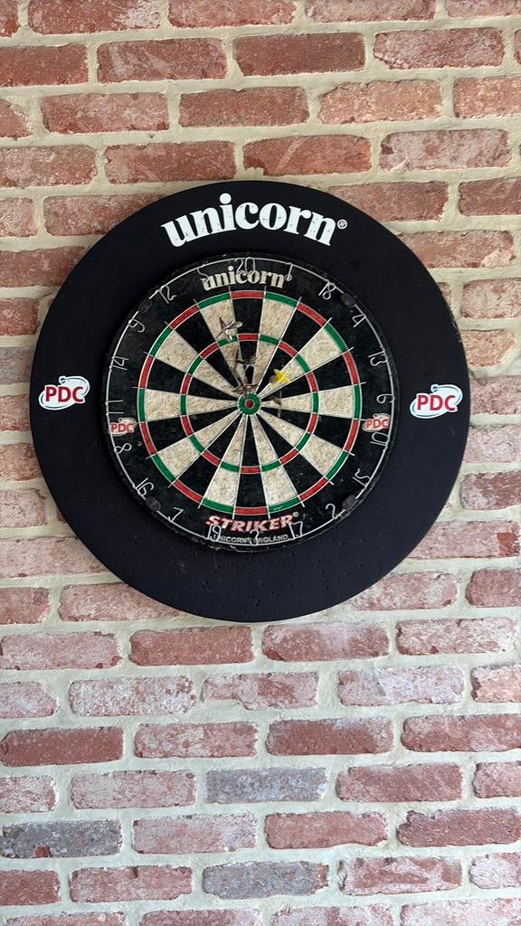 Darts +mat, Ophalen, Zo goed als nieuw, Dartbord, Soft tip