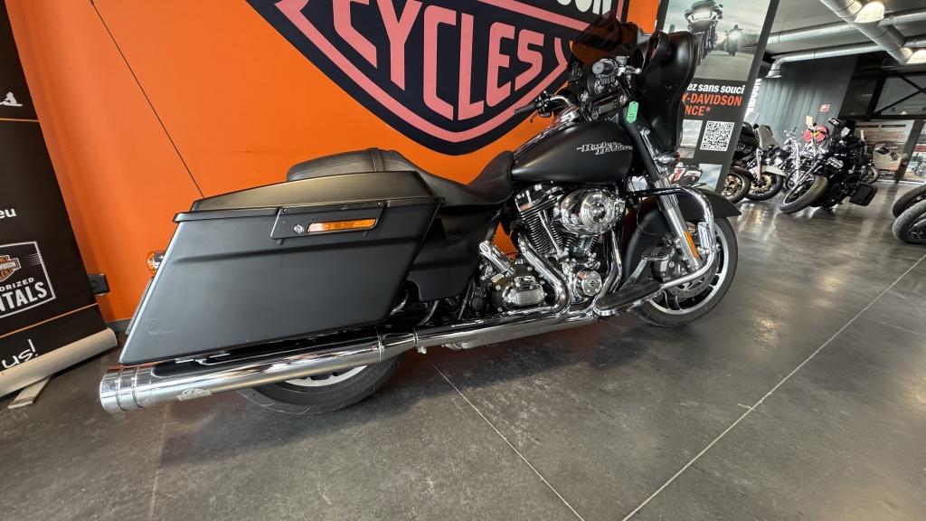 Harley-Davidson Chopper STREET GLIDE (bj 2011), Motoren, 1690 cc, Cruise Control, Overig