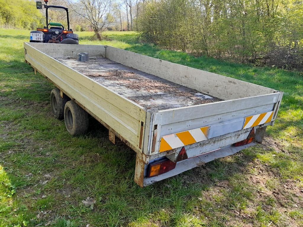 Remorque plateau agricole