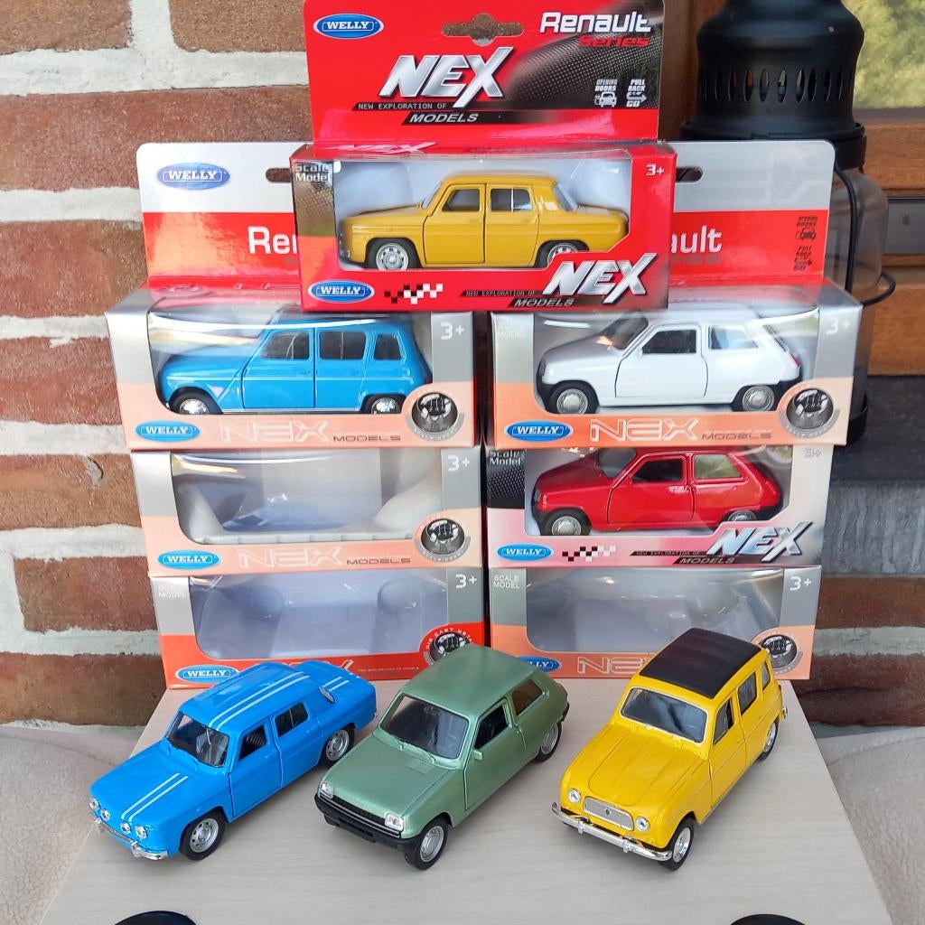 7 Franse oldtimers, Renault R4 , R5 & R8 , Nieuw, Enlèvement, Neuf, Voiture