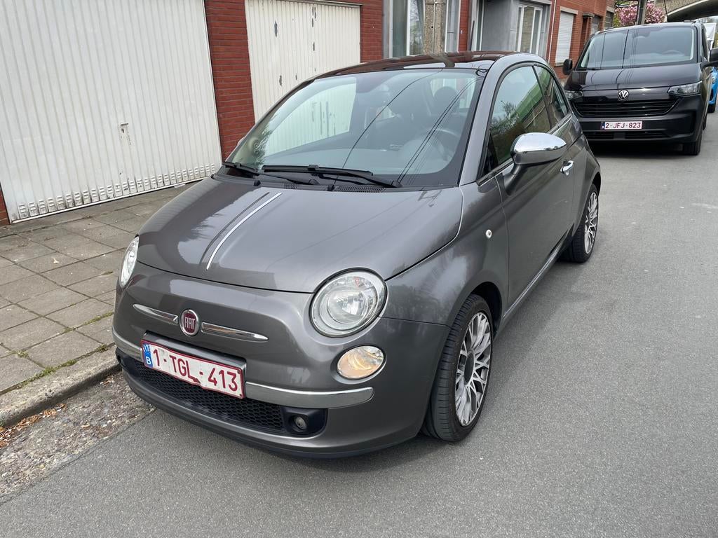 Fiat 500 53.000, Autos, Fiat, Particulier, Essence, Euro 6, Berline, 3 portes, Boîte manuelle, Argent ou Gris, Noir, Cuir, Entretenue par le concessionnaire