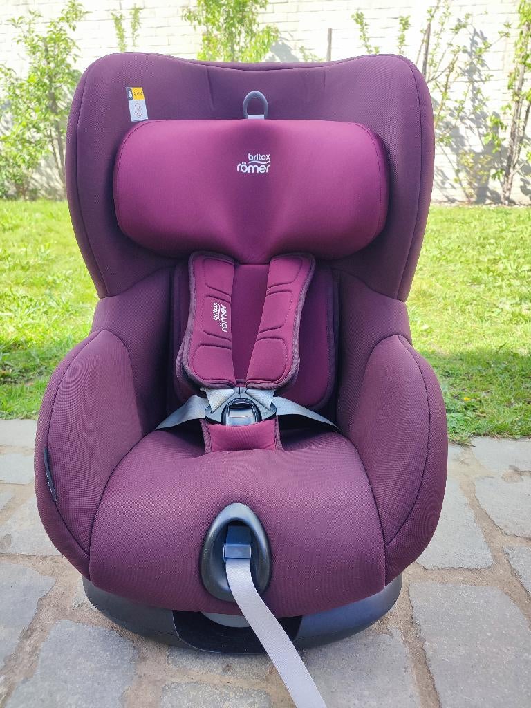 Römer Trifix 2 i-Size Burgundy Red autostoel, Enfants & Bébés, Sièges auto, Romer, Mode veille, Enlèvement, Utilisé