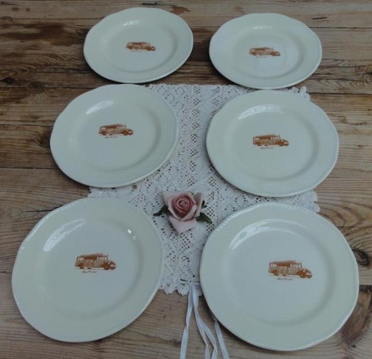 6 Engelse gebaksbordjes Wood & Sons, Ford V8,1934, oldtimer, Maison & Meubles, Cuisine | Vaisselle, Comme neuf, Autres types, Autres styles