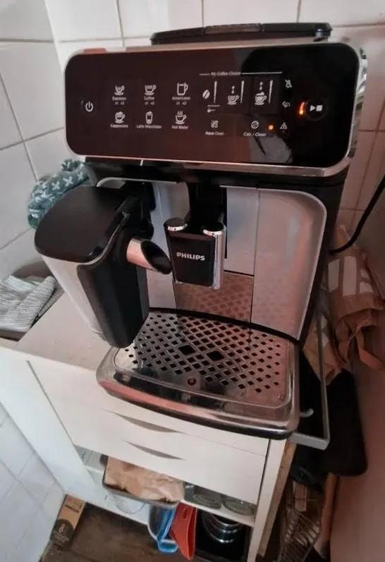Philips 3200 koffiebonen machine als nieuw, Elektronische apparatuur, Koffiezetapparaten, Zo goed als nieuw, Koffiebonen, Koffiemachine