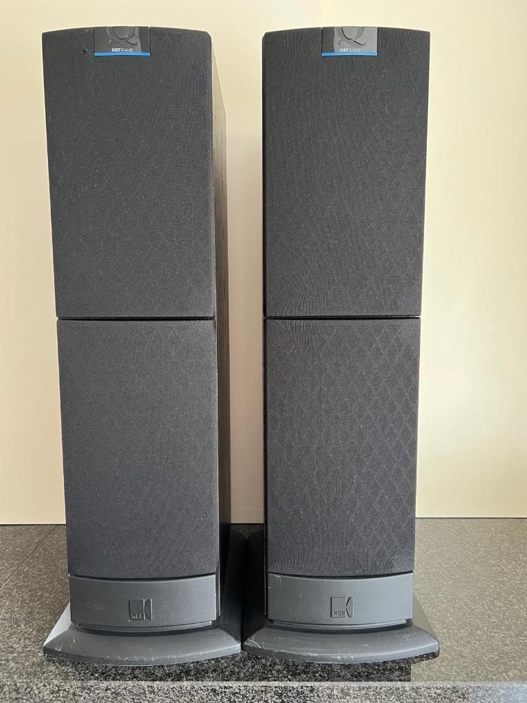 Luidsprekers KEF Q30, TV, Hi-fi & Vidéo, Enceintes, Enlèvement, Comme neuf, 60 à 120 watts, Haut-parleur central