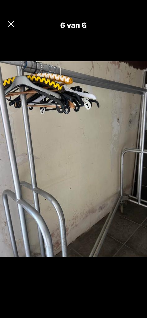 Superzware kledingrekken ijzer, Enlèvement, Avec roues, Comme neuf