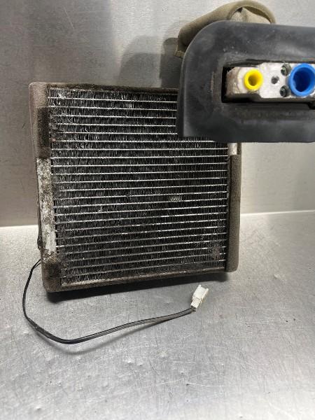 AIRCOVERDAMPER Nissan NV 200 (M20M) (01-2010/-), Gebruikt, Dhr. M. Roggen, Marinus@Japoto.nl, Stadsweg 37 37
9917 PV  WIRDUM GR., NL