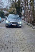 Mercedes-Benz E class 200, Autos, 100 kW, Euro 5, Boîte manuelle, Noir