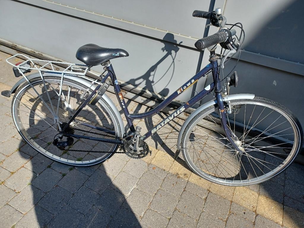 Batavus damesfiets, Fietsen en Brommers, Ophalen, Gebruikt, Velgrem, Versnellingen