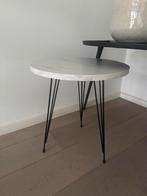 Design nijzettafeltje Marmer look 44 cm, Huis en Inrichting, Tafels | Bijzettafels, Ophalen, Nieuw