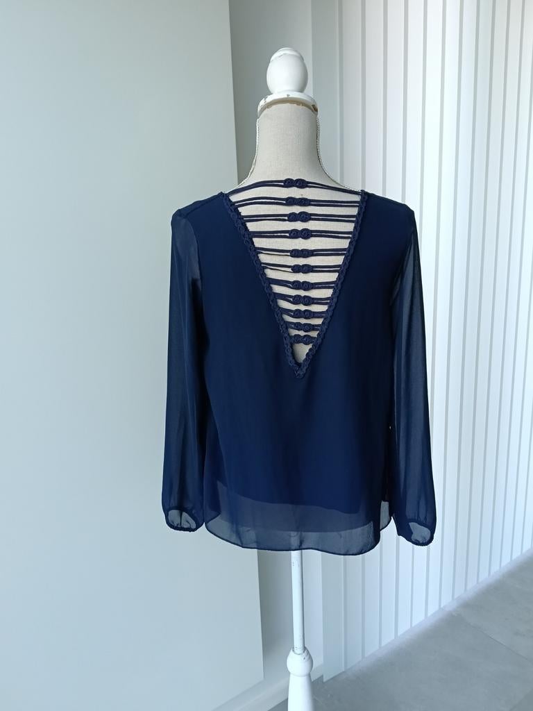 Blauwe blouse met open rug , Terra Di Siena , maat S in/M, Maat 38/40 (M), Terra di Siena, Blauw, Ophalen of Verzenden