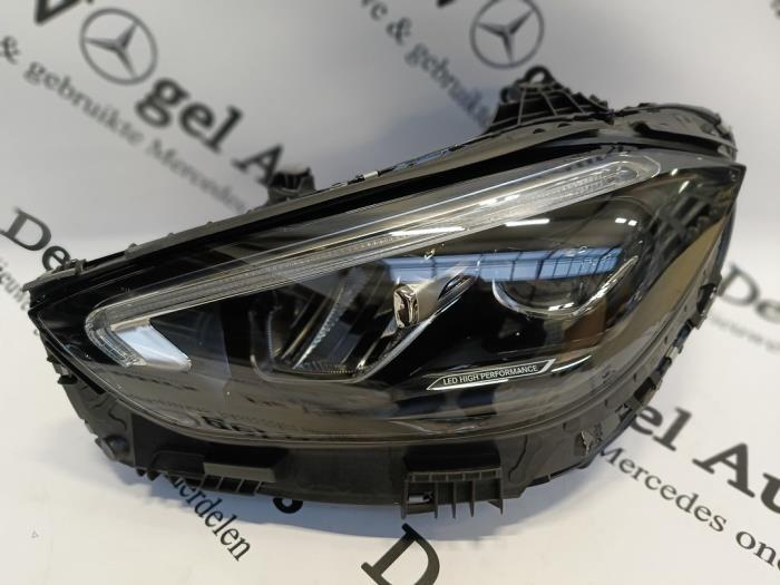 Phare gauche d'un Mercedes C-Klasse, Autos : Pièces & Accessoires, Éclairage, Mercedes-Benz, Utilisé, 3 mois de garantie, Enlèvement ou Envoi