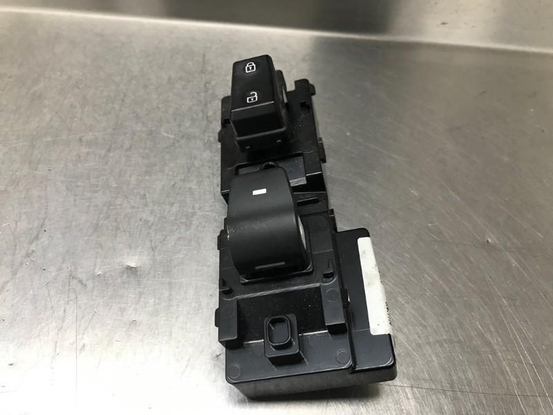 RAAMSCHAKELAAR Hyundai Sonata (|299159183|), Gebruikt, Hyundai