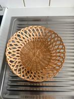 Dit is een vintage rieten of rotan mand, Ophalen, Zo goed als nieuw, Riet, Mand