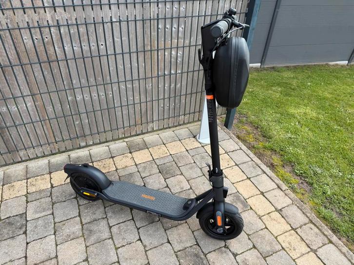 Trottinette électrique Segway Ninebot F2 E – Comme neuve, Fietsen en Brommers, Steps, Zo goed als nieuw, Ophalen