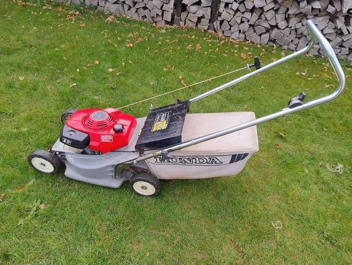 Honda grasmaaier, Tuin en Terras, Grasmaaiers, Benzine-grasmaaier, 40 t/m 49 cm, Ophalen