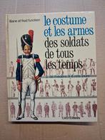 livre de guerre = le costume les armes soldats, Collections, Enlèvement ou Envoi, Armée de terre, Livre ou Revue