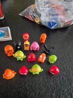 Setje voor de kinderen, mini figuurtjes, stickerboek, pins, Collections, Actions de supermarché, Enlèvement