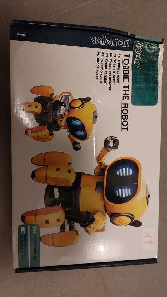 Speelgoed robot Tobbie, Ophalen