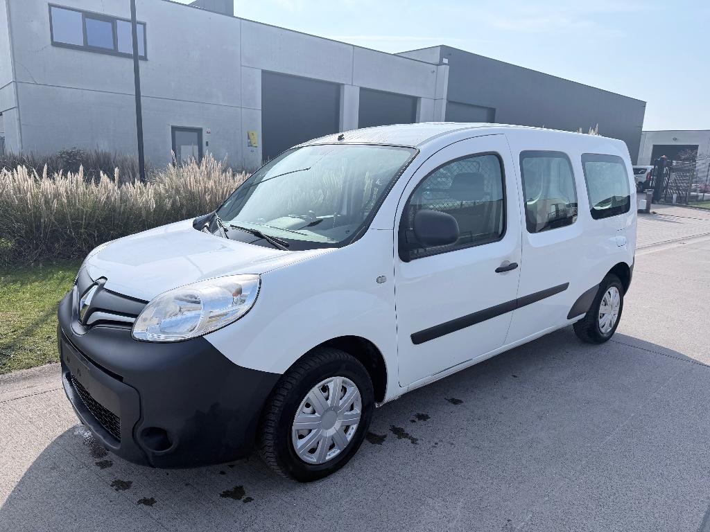 kangoo maxi L2/2020/Diesel/Lez ok tot 2030 5289,25€excl btw, Auto's, Bestelwagens en Lichte vracht, Euro 6, Renault, Bedrijf, https://public.car-pass.be/vhr/a7895a57-61d7-4a9f-9646-90e64e348194