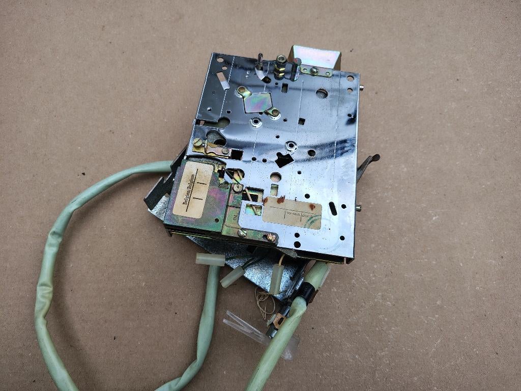 Muntproef/ Nederlands Rock-ola 480/ Techna (1980) jukebox, Collections, Machines | Jukebox, Envoi