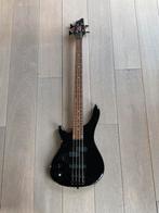 Linkshandige Stagg elektrische basgitaar, Musique & Instruments, Instruments à corde | Guitares | Basses, Enlèvement, Comme neuf