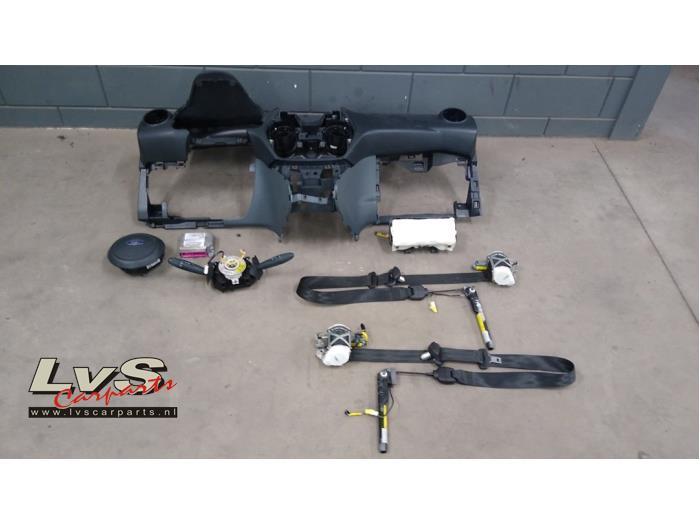 Airbag set van een Ford KA, Auto-onderdelen, Overige Auto-onderdelen, Ford, Gebruikt, 3 maanden garantie, Ophalen of Verzenden